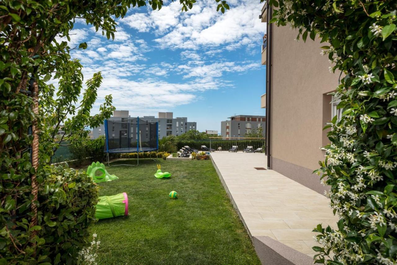 Sunny Garden Adria Appartement Split Buitenkant foto
